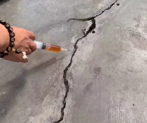 下花园混凝土裂缝修补技术详解​